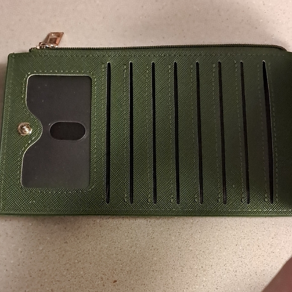 Green Travelambo Wallet - Picture 4 of 5